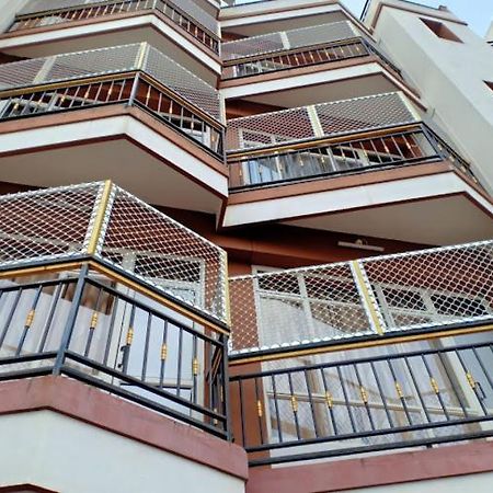 Holiday Hush Haven Hotel Шилонг Екстериор снимка