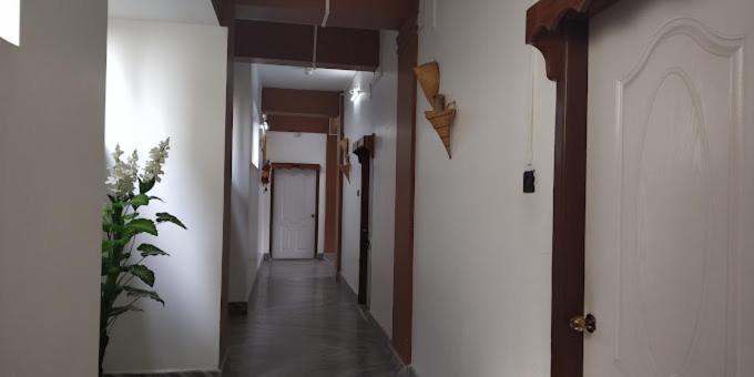 Holiday Hush Haven Hotel Шилонг Екстериор снимка
